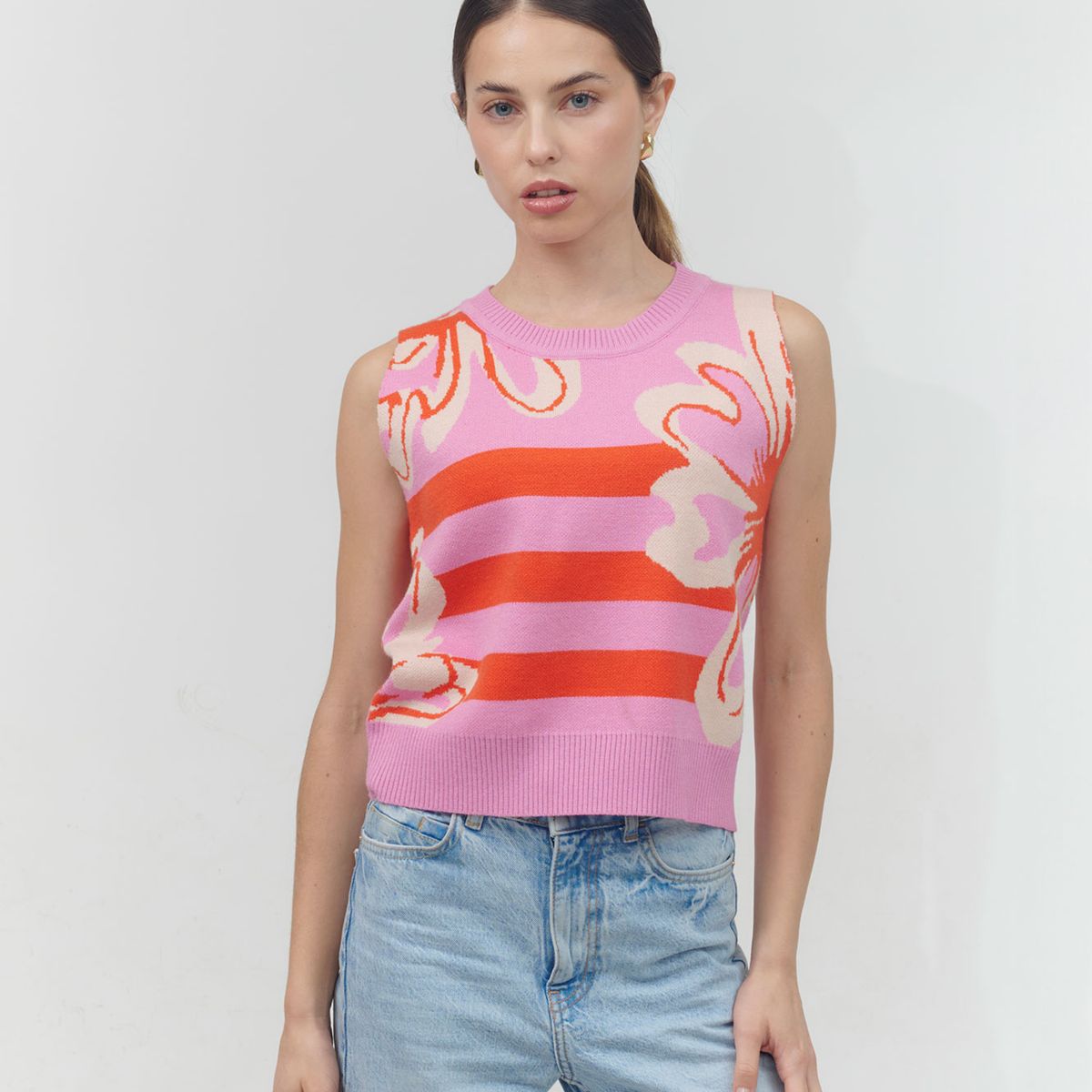 GUINDA - Sweater sin mangas estampado Kira Guinda