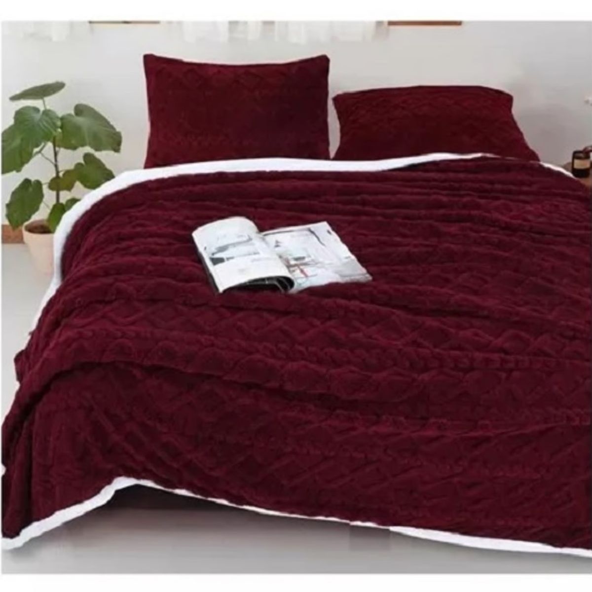 COMPRAPO - Frazada Manta Polar Sherpa Térmica 2 Plazas Trenzado Relieve Burdeo