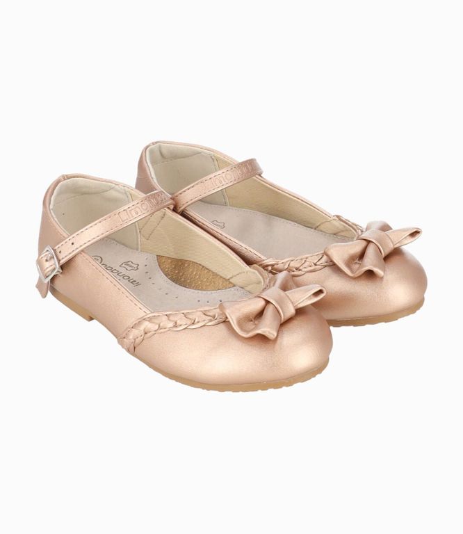 Bailarina niña con lazo Rosado