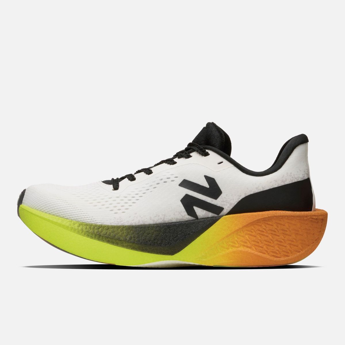 VULCANO - Zapatilla Running Hombre Nazca Blanco / Naranjo