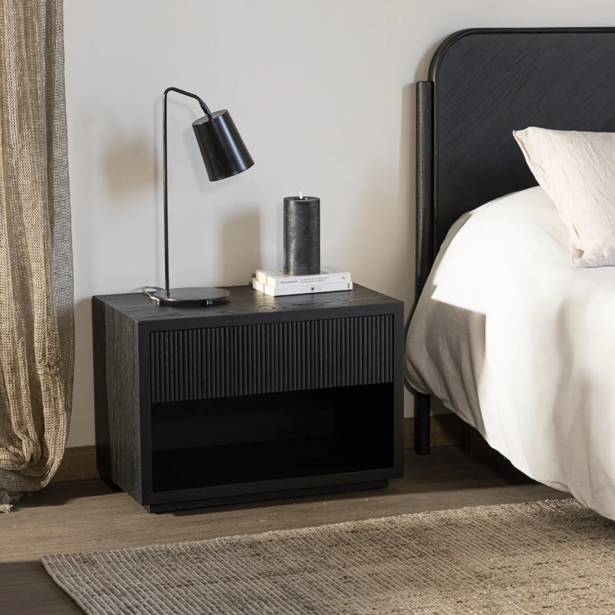 FORASTERO - Velador Oslo H Negro Forastero