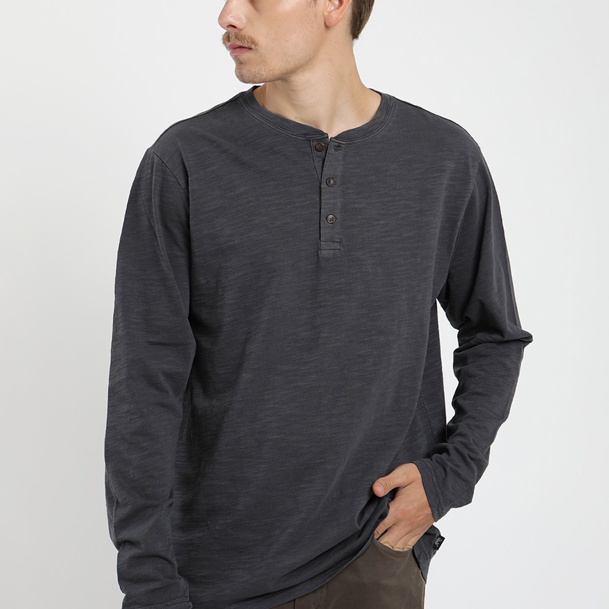 FROENS - Polera manga  larga Hombre Mao Froens