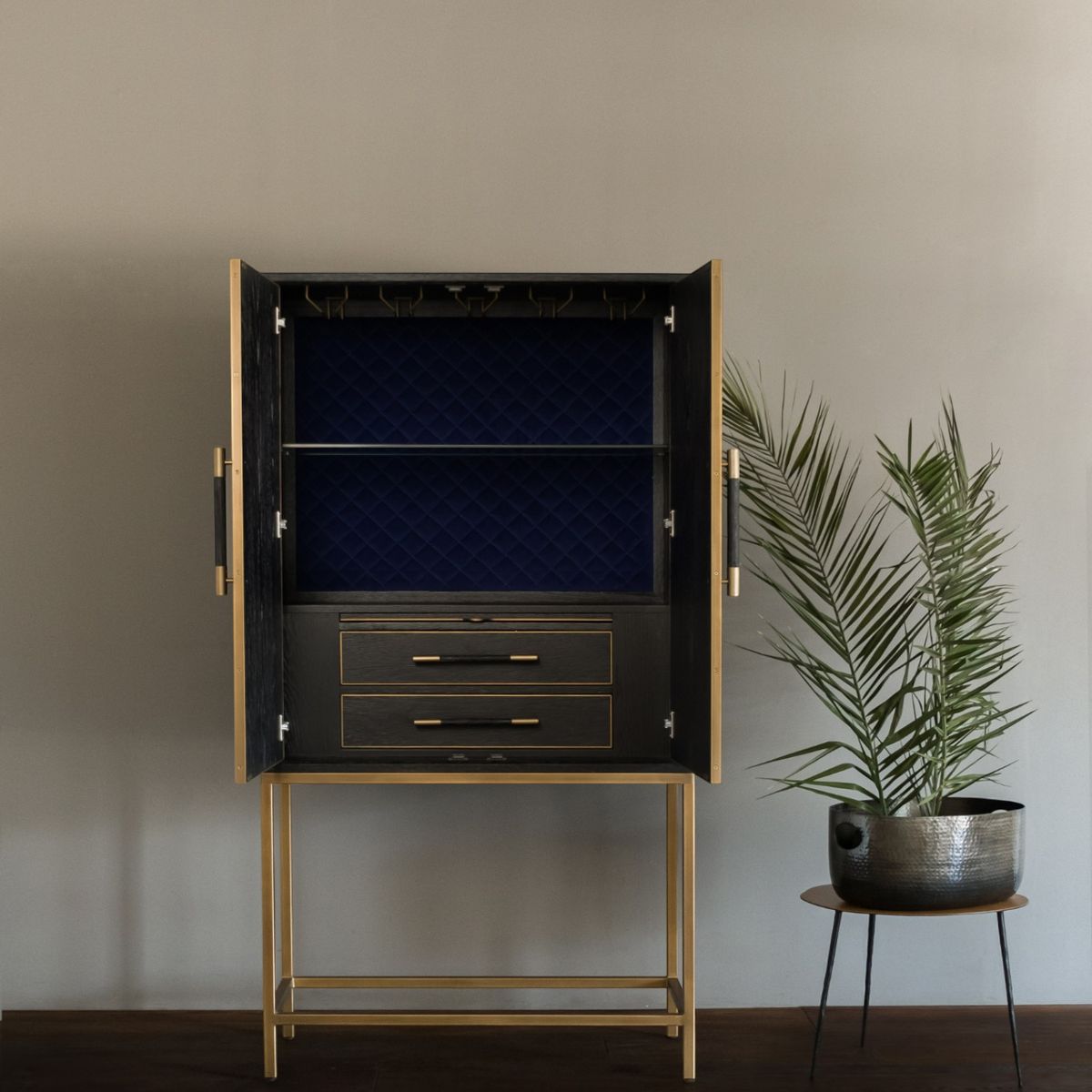 FORASTERO - Bar Damian Forastero