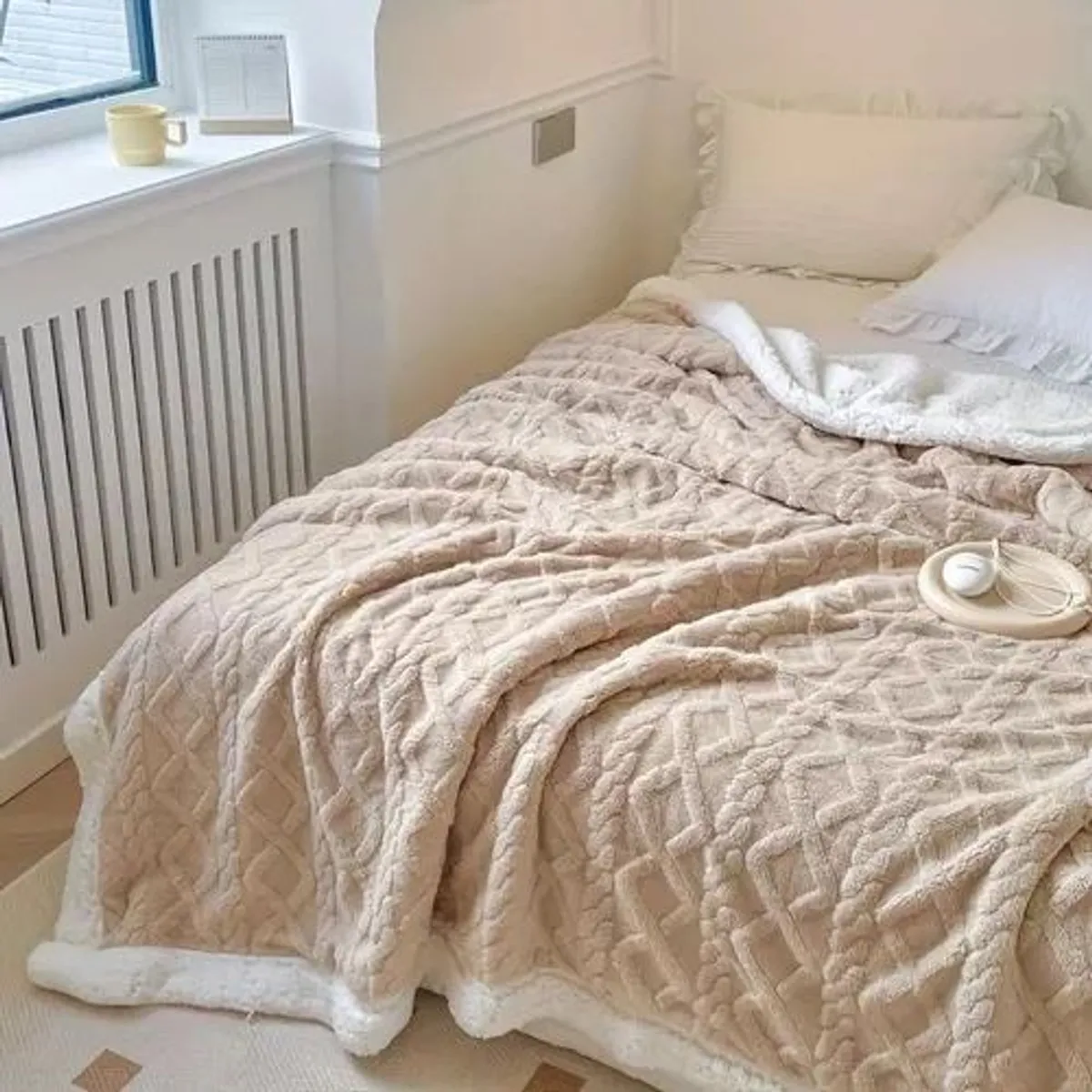 GENERICO - Frazada Colcha Polar Chiporro Dos Plazas 200x230cm 2p BEIGE