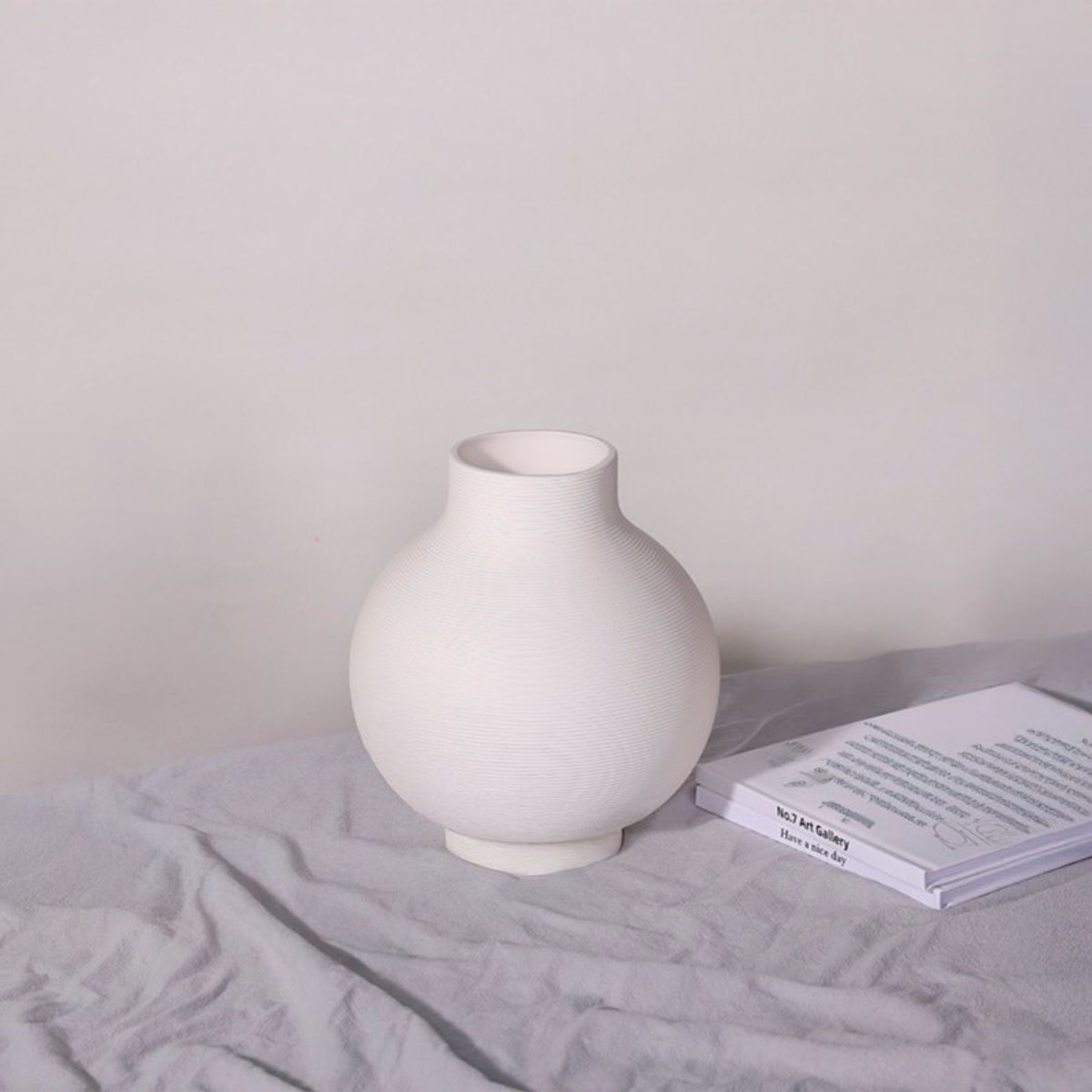 RE DECORA - Florero de Cerámica Blanco Redondo