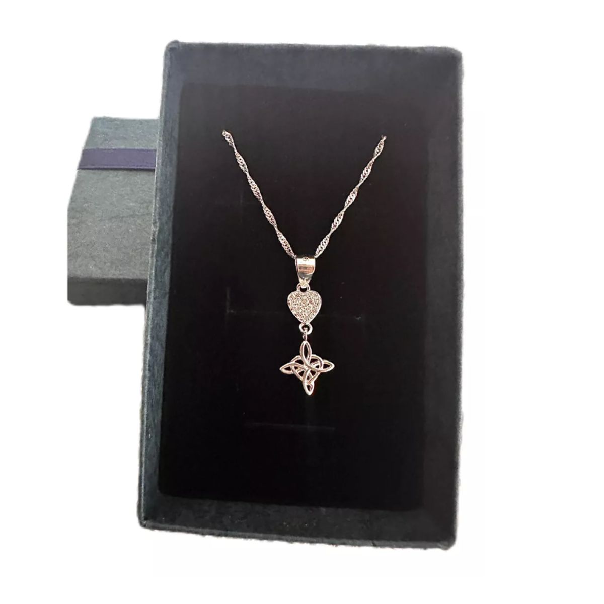 GENERICO - Collar Nudo De Brujas Corazón Plata 925 Circones Protección