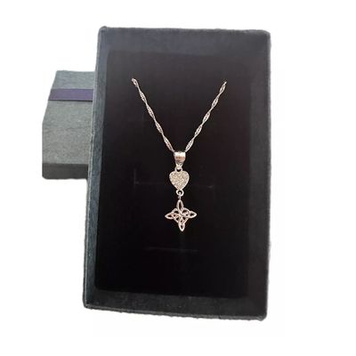 Imagen 2 del producto Collar Nudo De Brujas Corazón Plata 925 Circones Protección