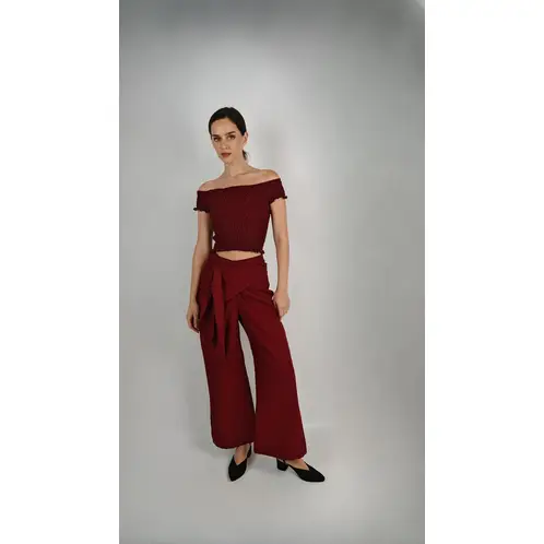 LA MURA - Blusa Ana Cupro Burdeo