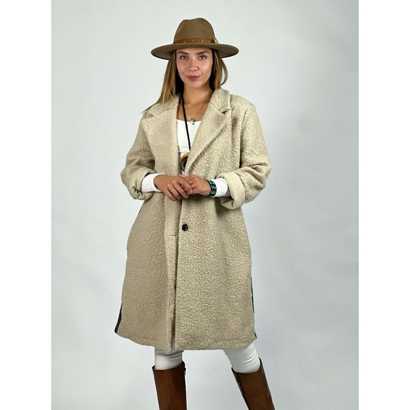ENIGMATICA BOUTIQUE - Abrigo Corderito Italiano Dorso Estampado Beige.