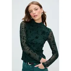 IO - Polera Fantasia Verde