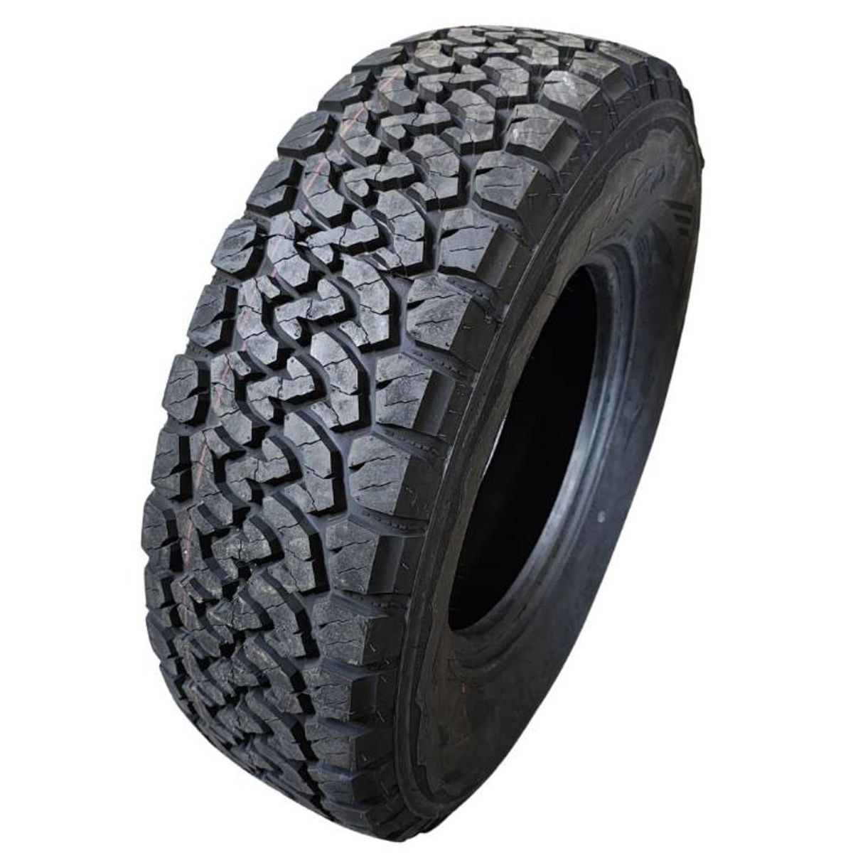 GENERICO - NEUMATICO 26575 R16 SUMAXX ALL TERRAIN 123120S 10PR