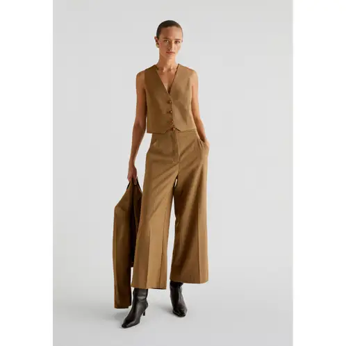 SCALPERS - Pantalón Culotte Pinzas
