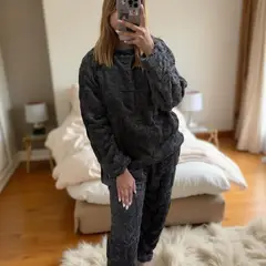 DIANA - PIJAMA DE MUJER ELEGANTE GRIS
