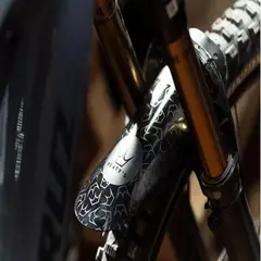 BIGBAMSPACE - Tapabarro Bicicleta Repeat Crown Negro Peatys