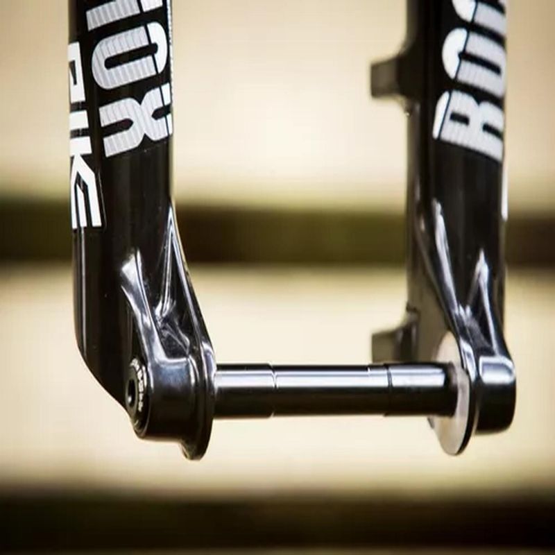 BIGBAMSPACE - Eje Pasante Delantero Boost 15x110mm Rockshox Reba Sid Lyrik