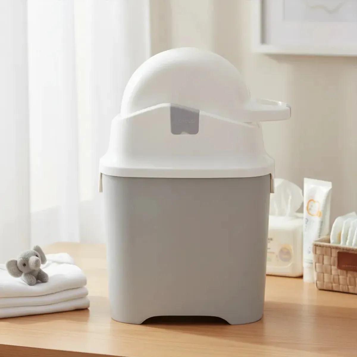 BEBESIT - Contenedor de Pañales Plateado Bebesit