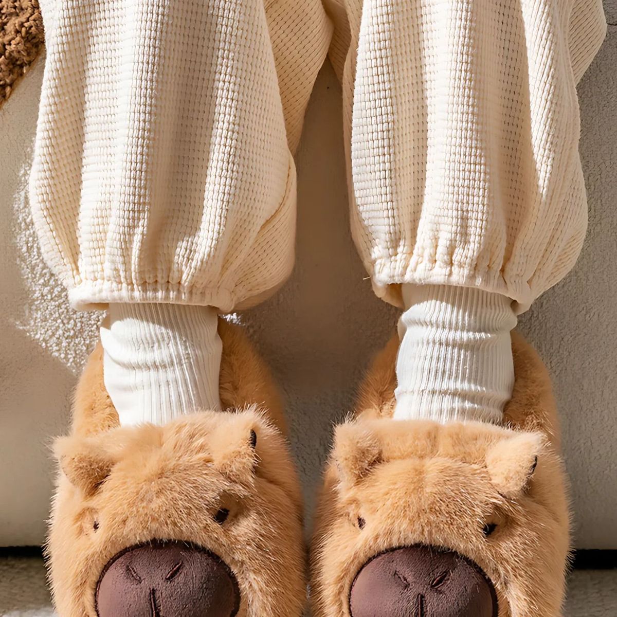 CRUSEC - Pantuflas De Felpa Suave Capibara Kawaii Antideslizantes