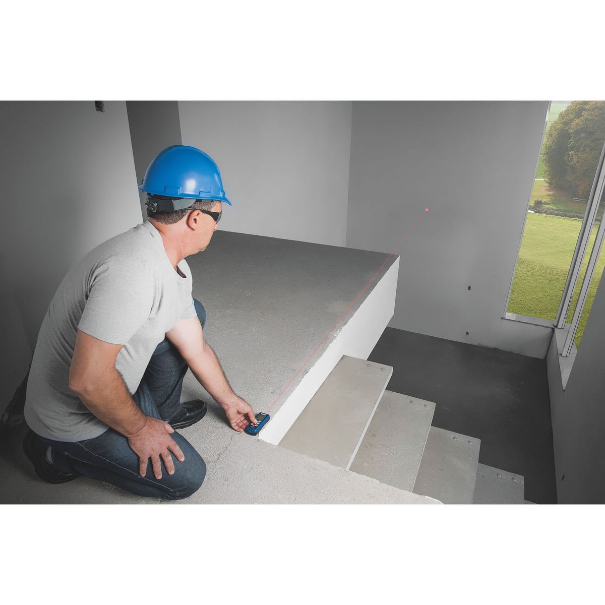 TRAMONTINA - Medidor de Distancia a Láser 80 m