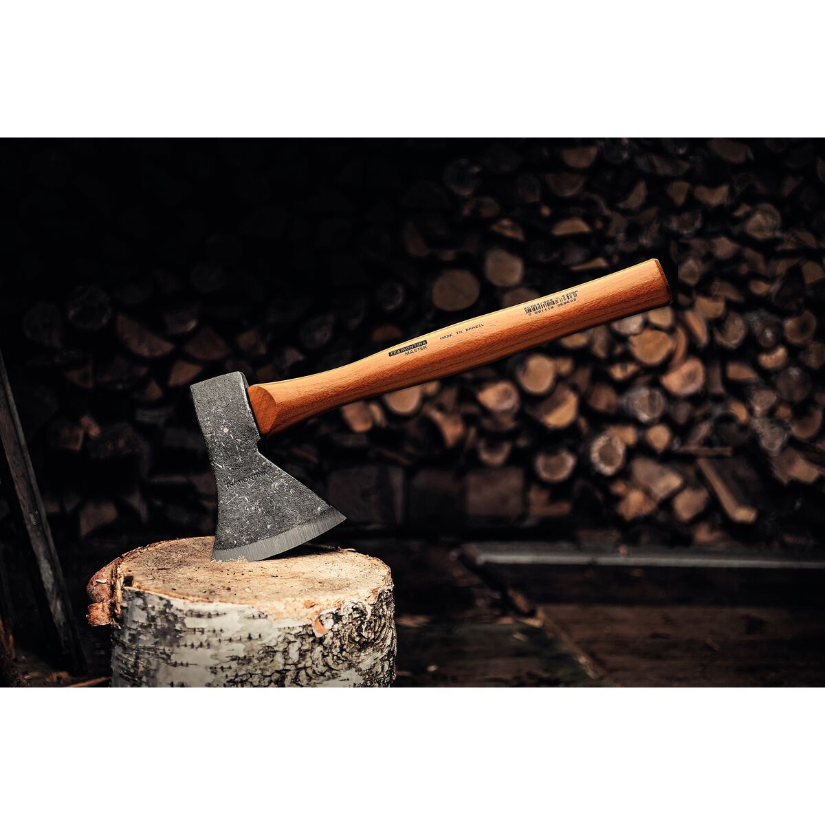 TRAMONTINA - Hachita con Mango de Madera 600 g Jateada Tramontina MASTER