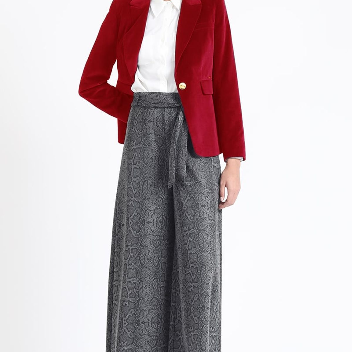 LIOLA - Blazer Entallado Terciopelo, Rojo Liola