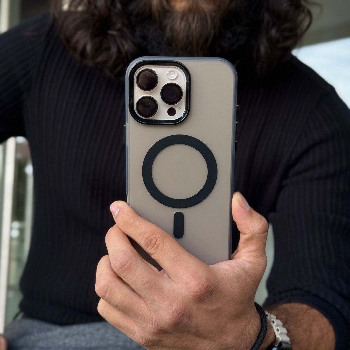GENERICO - Carcasa Space Compact para iPhone 16 color Dark Bullet