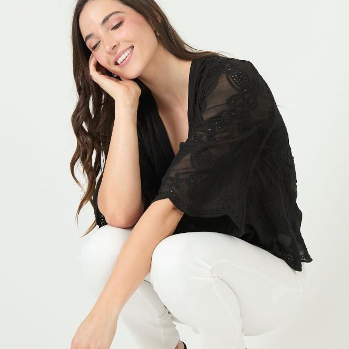PRIVILEGE - Blusa con seda negra 2382