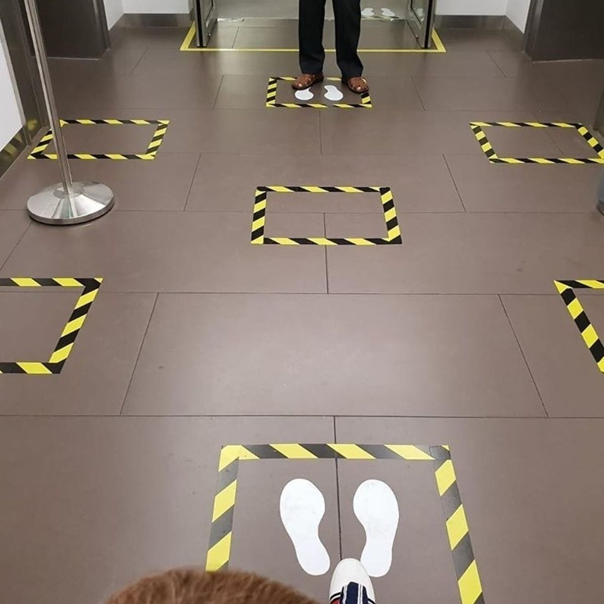 GENERICO - Cinta Delimitadora 30m X 48mm Amarillonegro Adhesiva