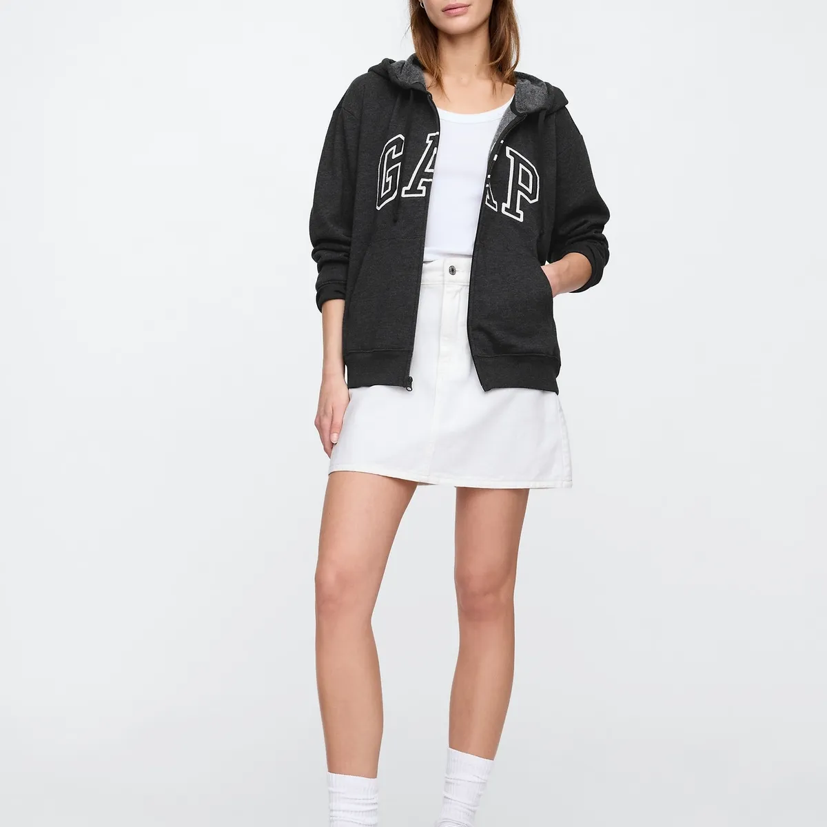 GAP - Polerón Mujer Logo Con Cierre Gris GAP