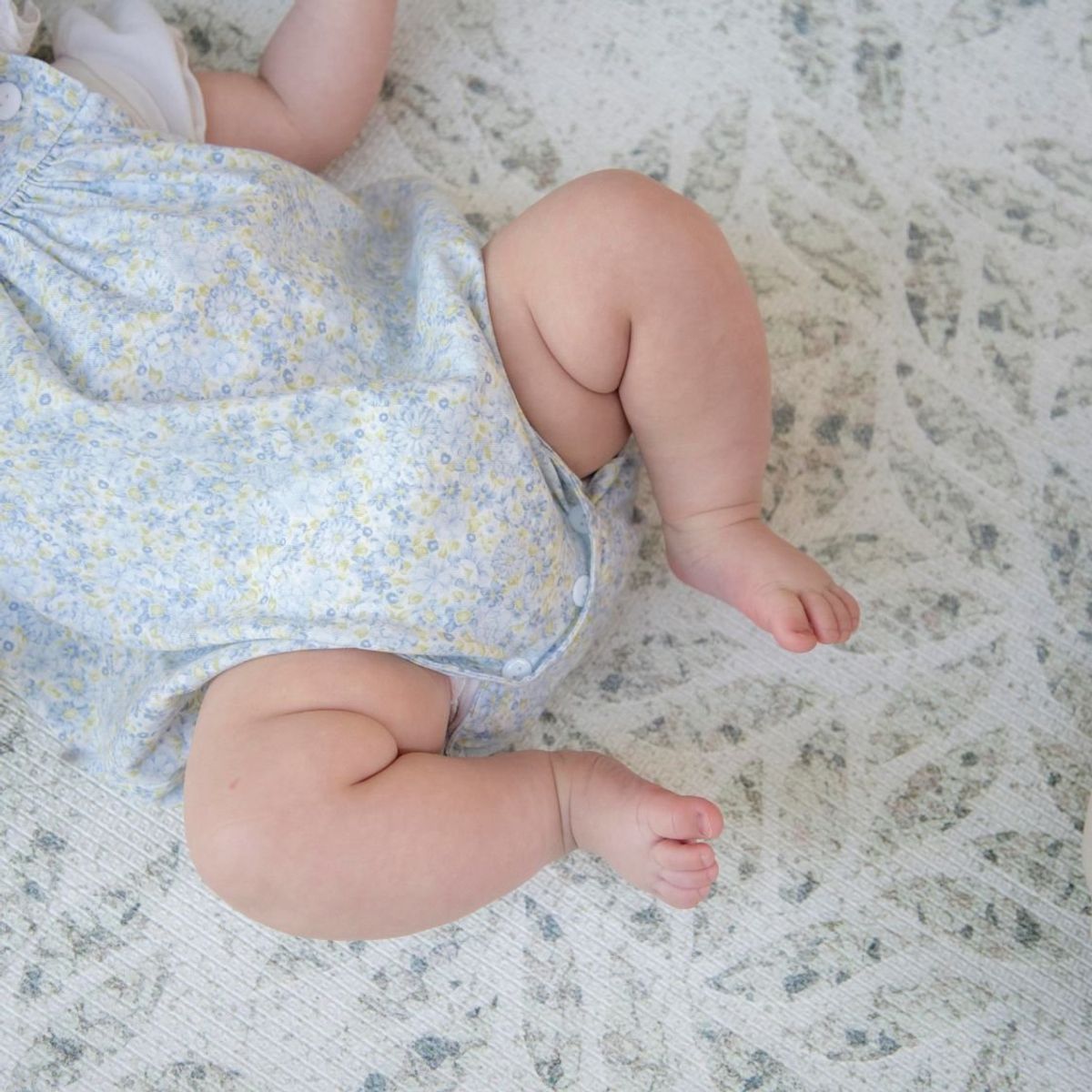 KALEIDO - Alfombra Playmat Antigolpe Reversible Redonda 140cm Terrazo  Mostaza