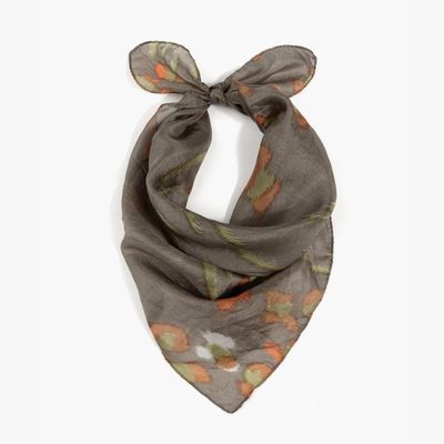 Imagen 2 del producto Bandana Mujer Seda Animal Print