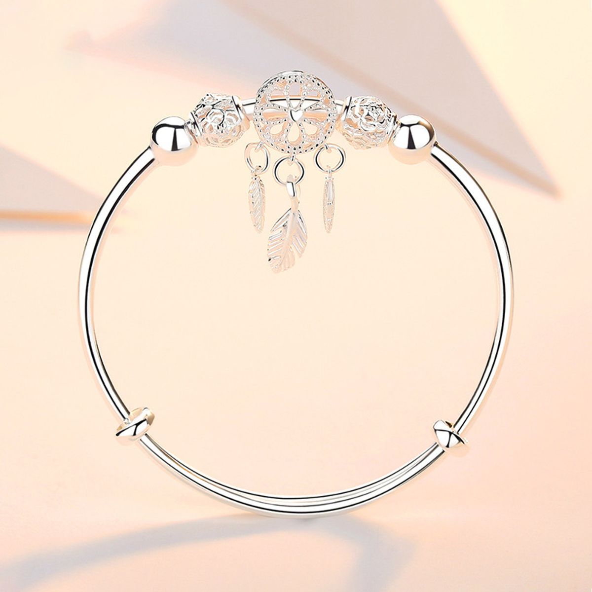 KUANGYE - Pulsera Atrapasueños Bañado en plata Con Borla Diseño De Plumas