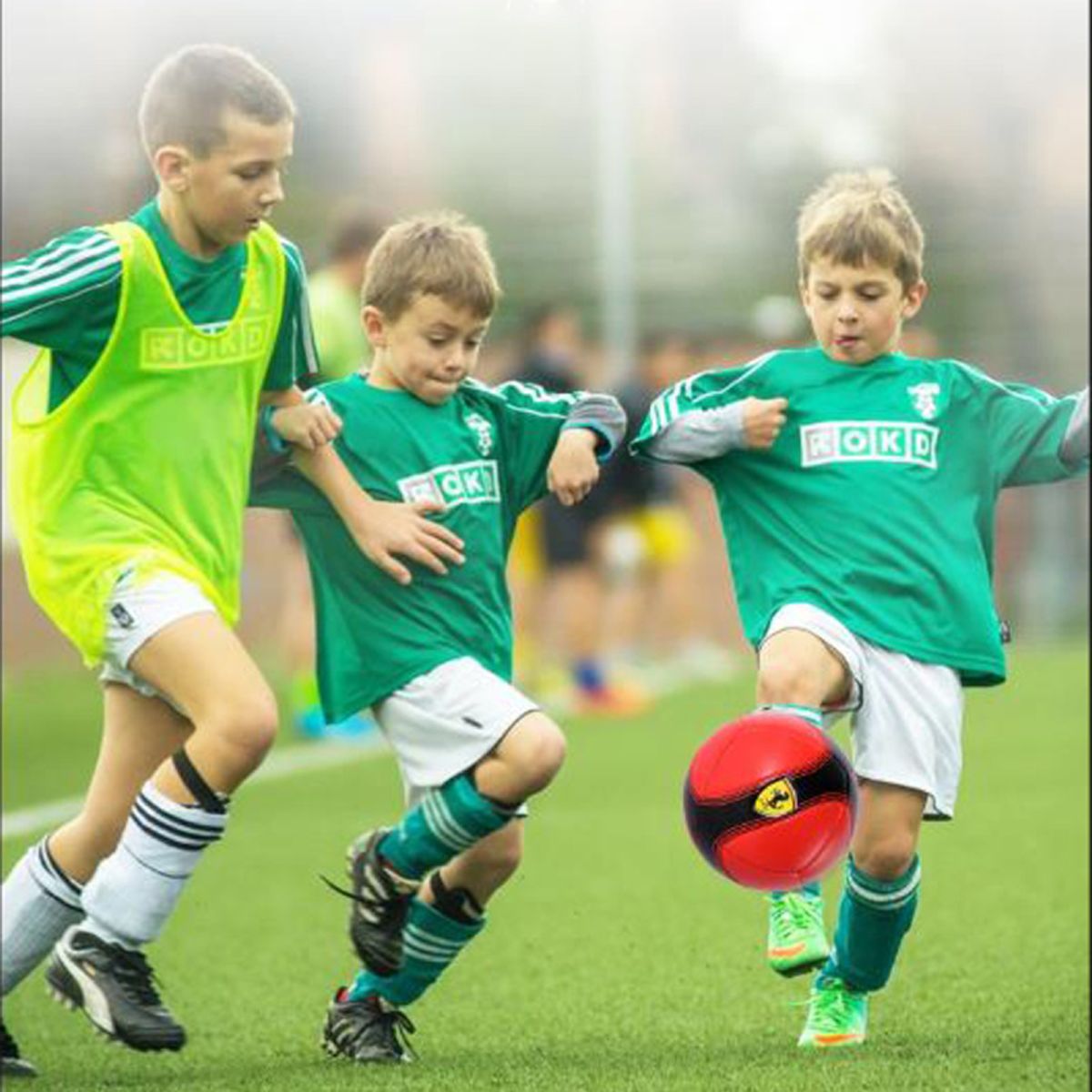 PUREPOWER - Traje de fútbol torbellino número 5 con bomba-ROJO