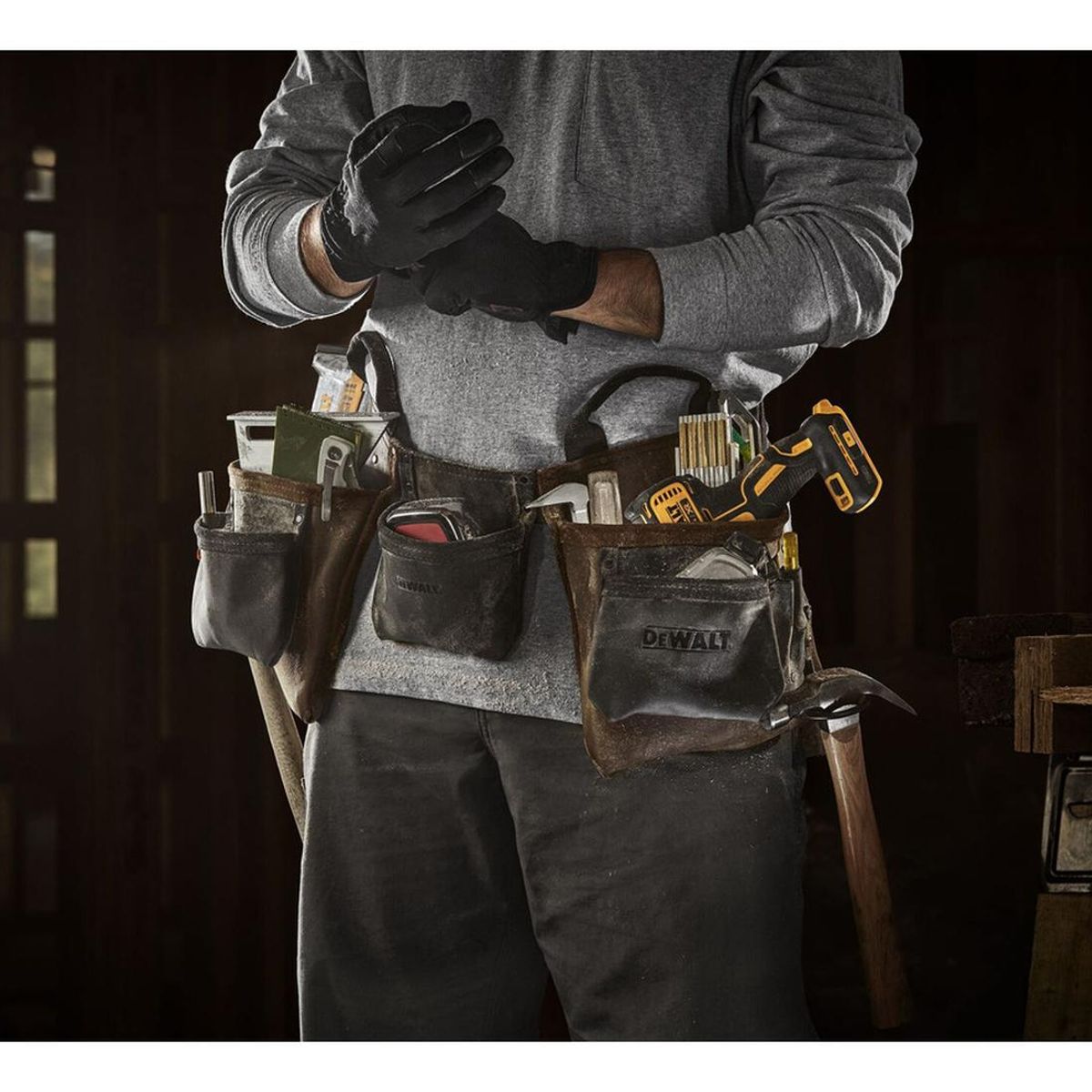 DEWALT - Cinturón Profesional De Cuero Dewalt Dwst550112