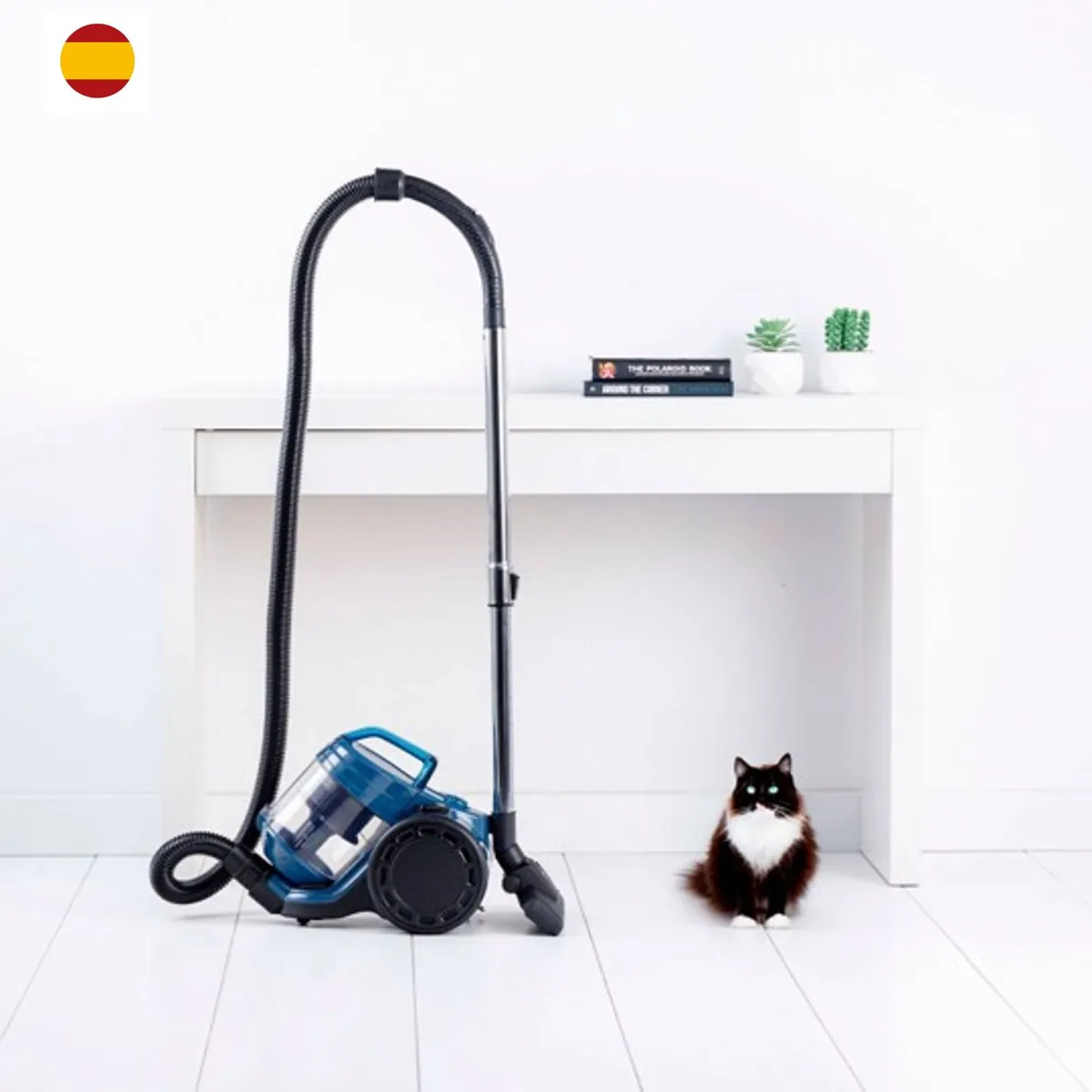 TAURUS - Aspiradora Ciclónica de arrastre especial para hogares con mascota