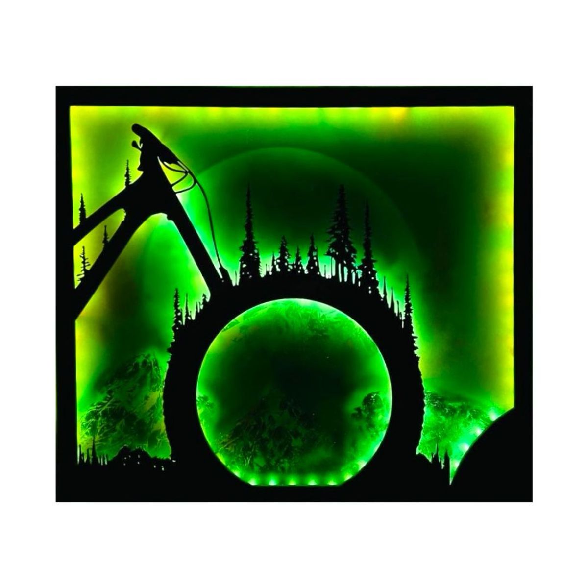 GENERICO - Cuadro Retroiluminado modelo Luna y Montañas