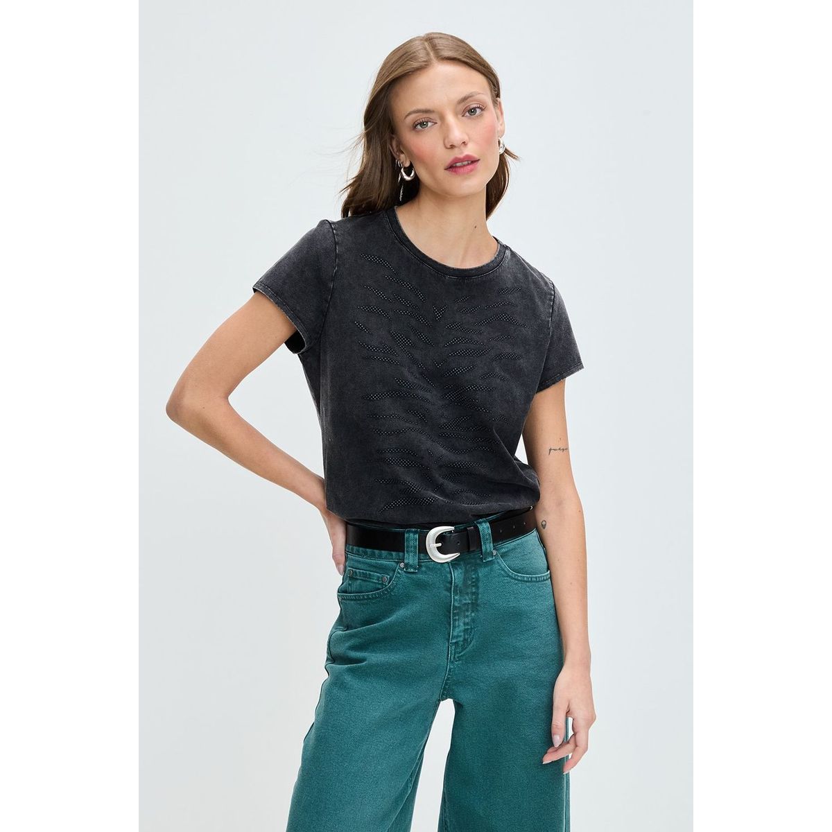 IO - Polera Manga Corta Negro Mujer Io