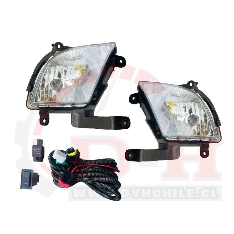 GENERICO - Par Neblineros + kit instalación Kia Cerato 2009-2013 1M