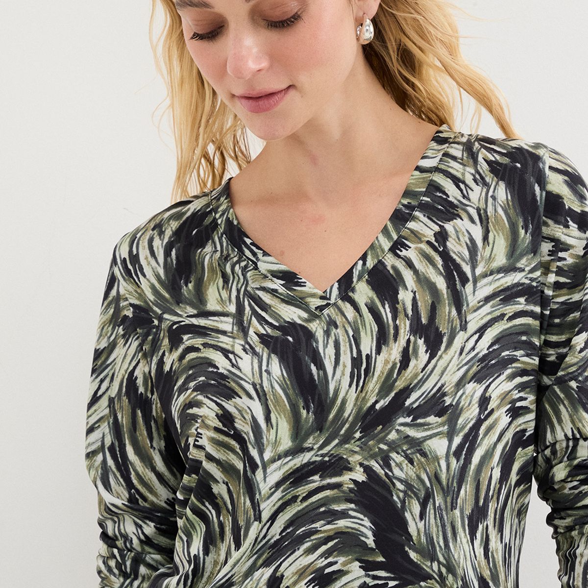 ASH - Polera Manga Larga Verde Musgo Mujer Ash