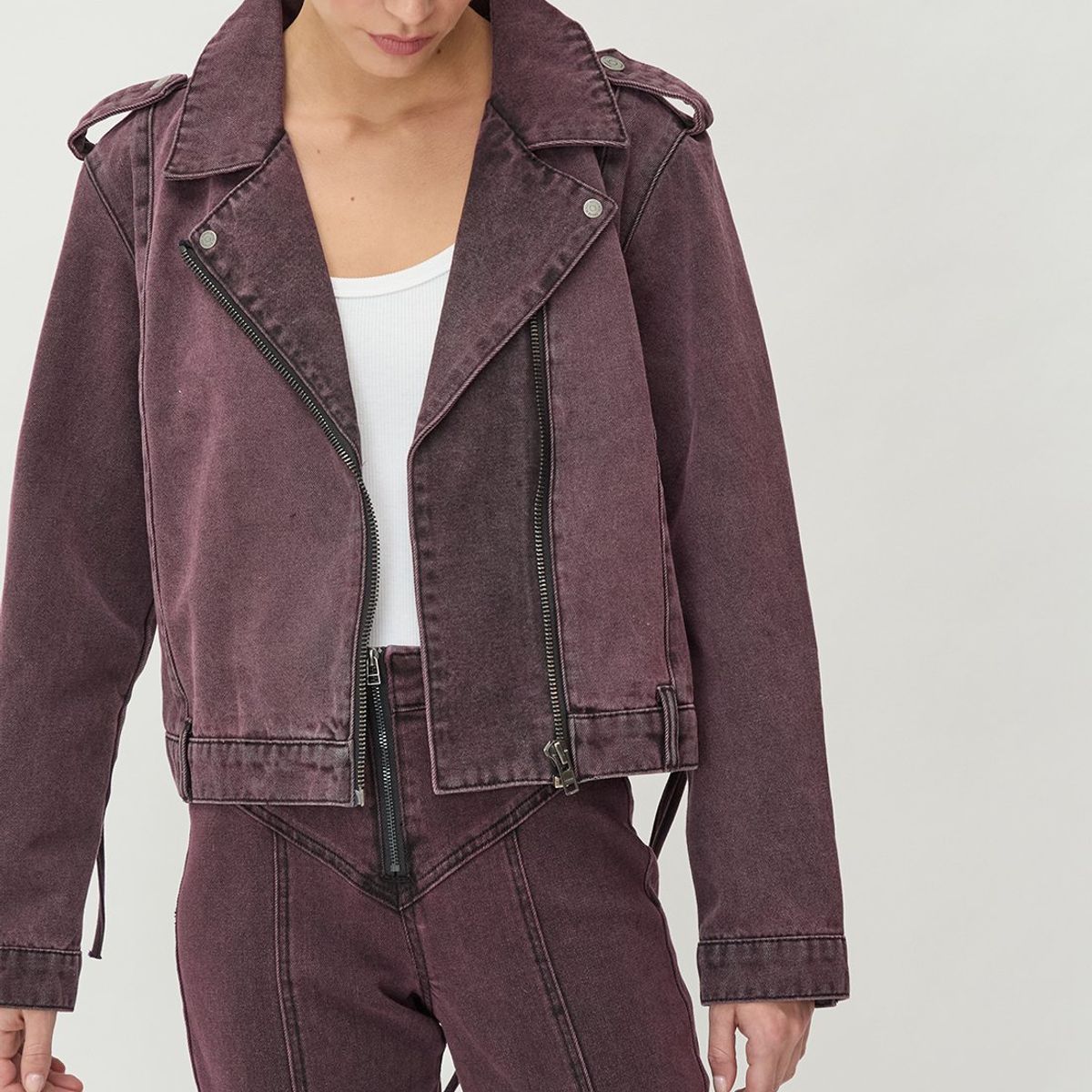 IO - Chaqueta Burdeo Mujer Io