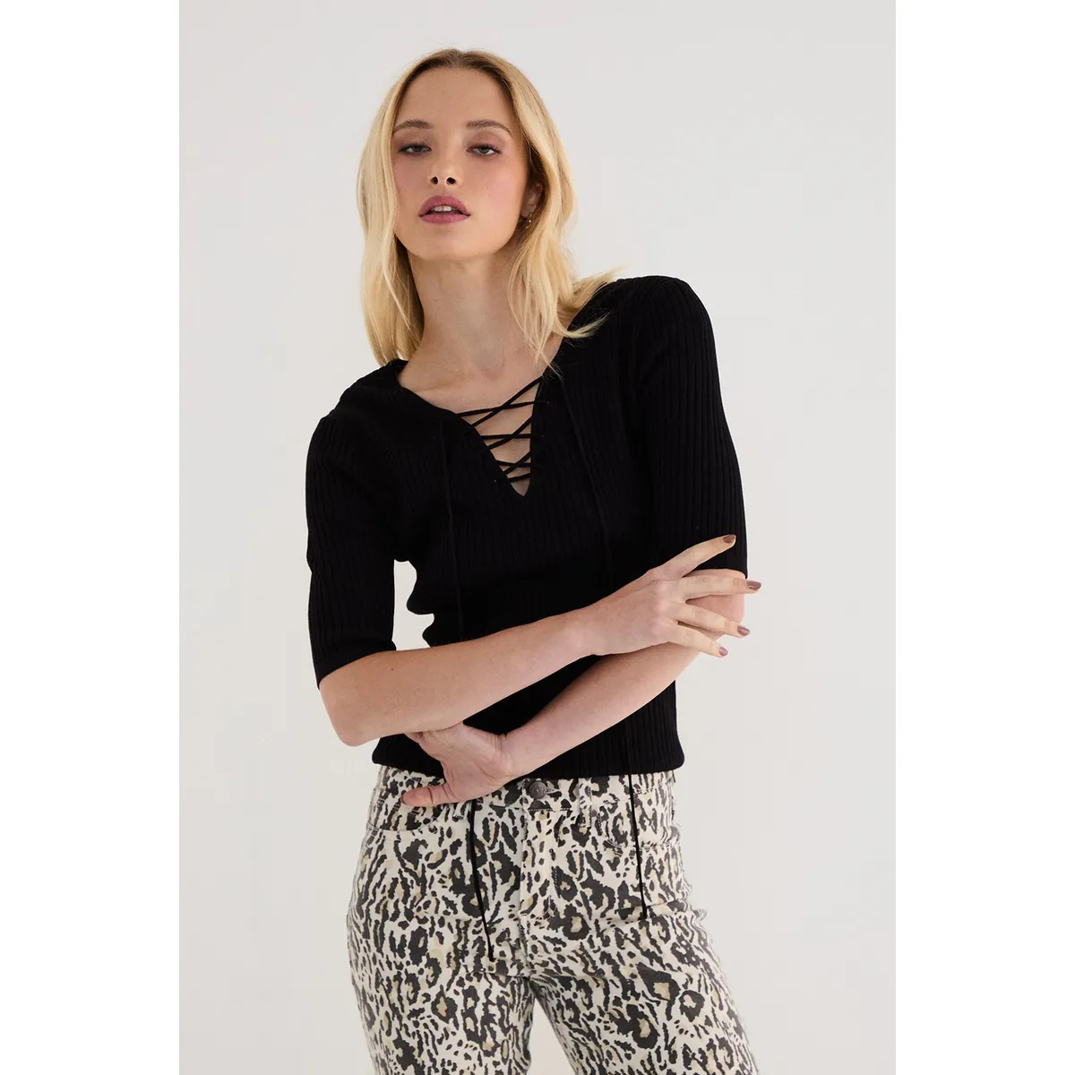 ASH - Polera Manga Corta Negro Mujer Ash