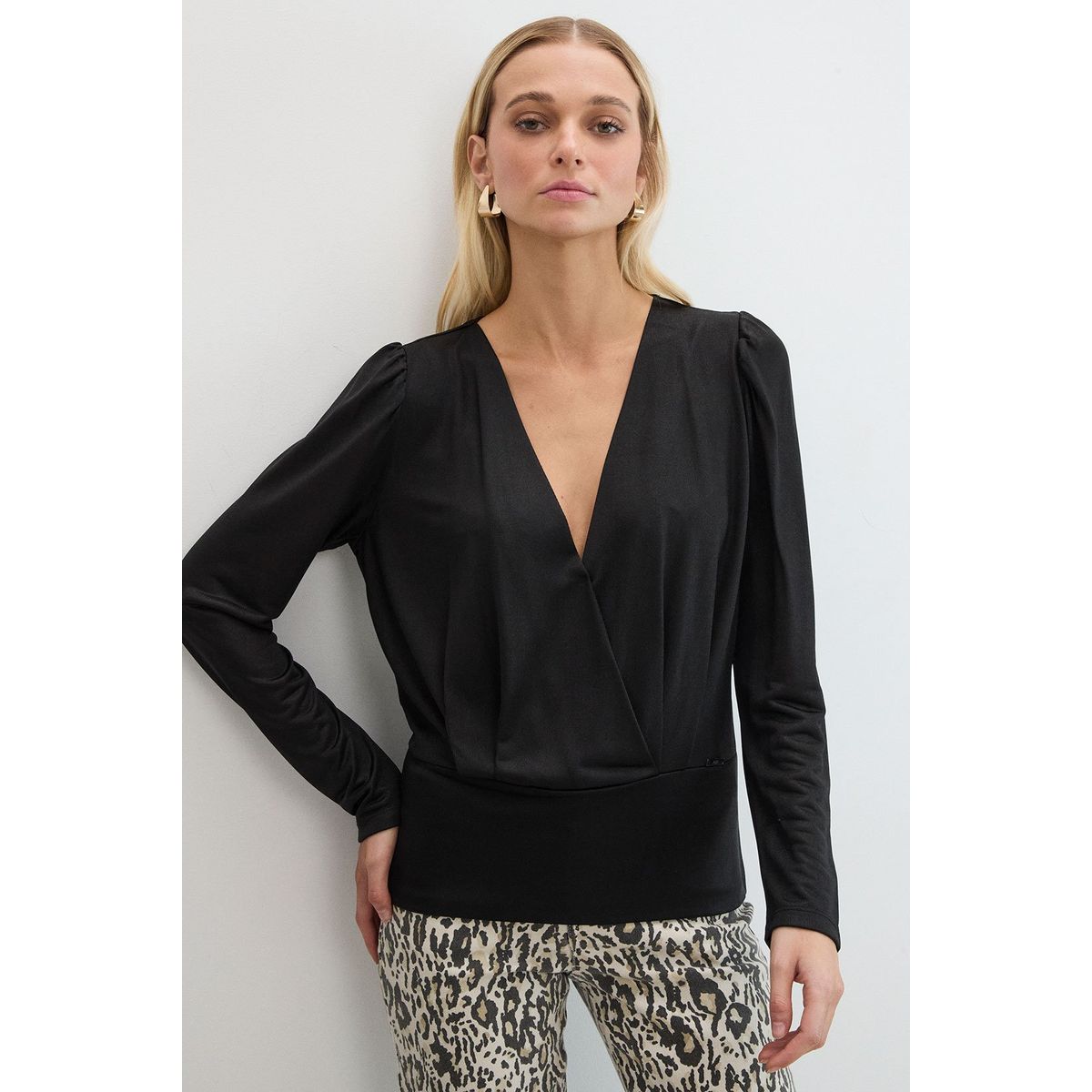 ASH - Polera Manga Larga Negro Mujer Ash