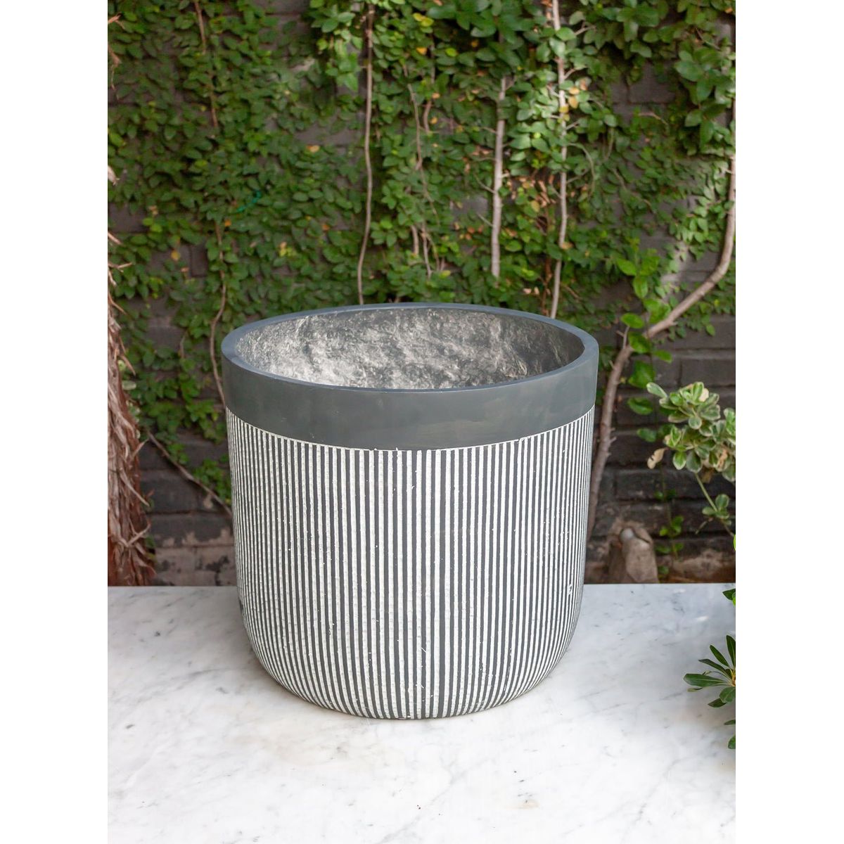 PLANT ME - Cairo 35 Fibra de Cemento