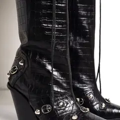 ANNY OUTFITS - Bota Cuero Croco Secret