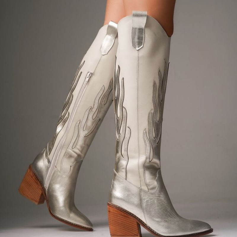 ANNY OUTFITS - Bota Fouca Desing cuero