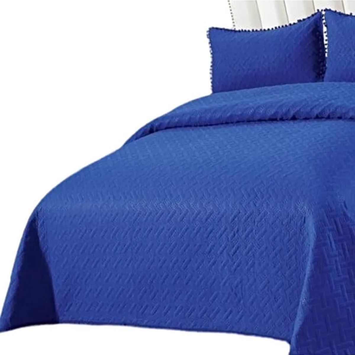 GENERICO - COLCHA QUILT DE VERANO CON POMPONES  PLAZA Y MEDIA