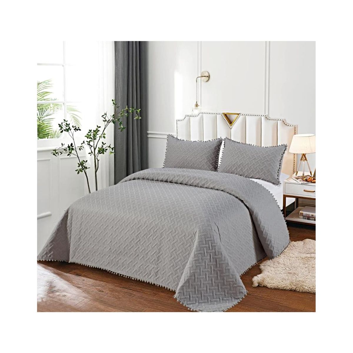 GENERICO - COLCHA QUILT DE VERANO CON POMPONES  PLAZA Y MEDIA