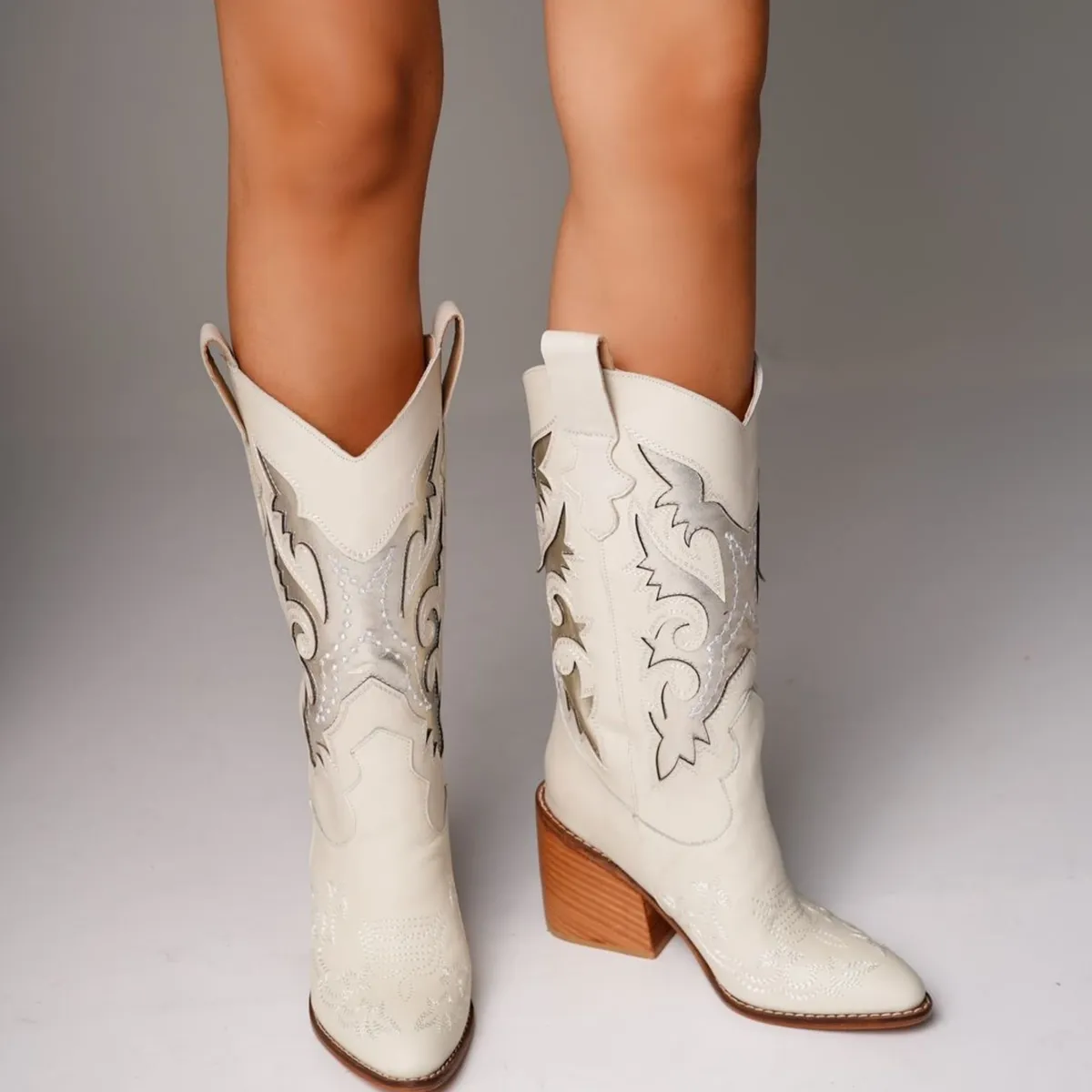 ANNY OUTFITS - Texana Agras cuero matizado Euro