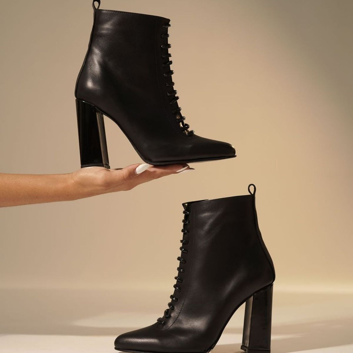 ANNY OUTFITS - Rizzia Adelaida  Botin .