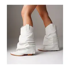 ANNY OUTFITS - Bota Cuero Dolly Blanca Style.