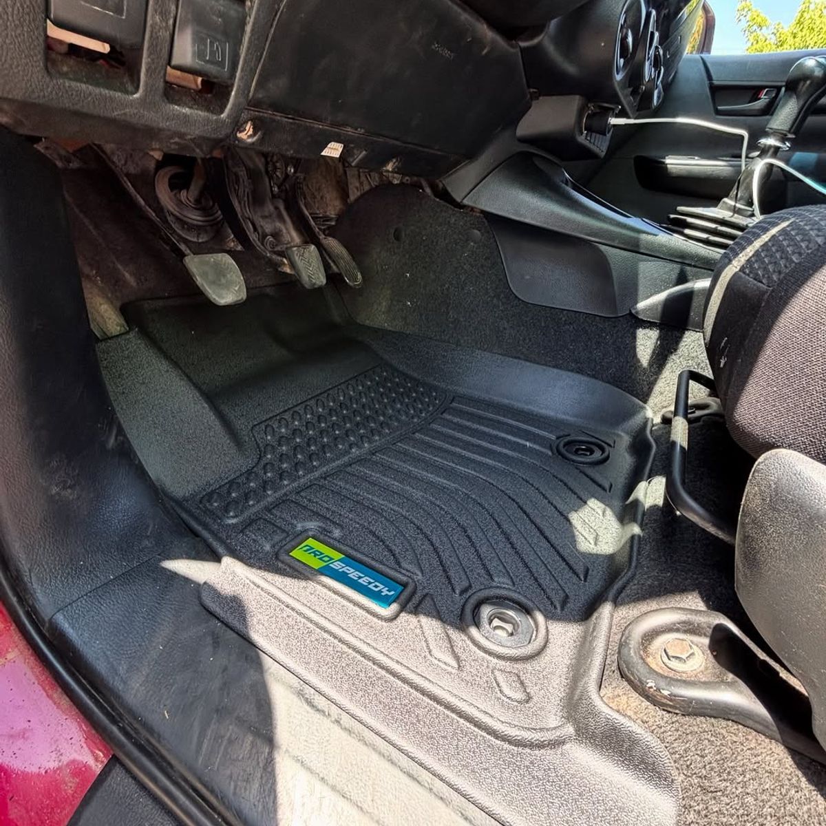 GENERICO - PISOS CALCE PERFECTO PROSPEEDY TOYOTA HILUX REVO 2016+